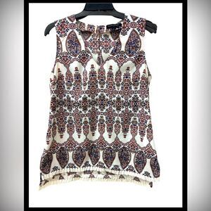 Banana Republic Sleeveless Women’s Shirt Size Small Multi Floral Print‎ Fringe